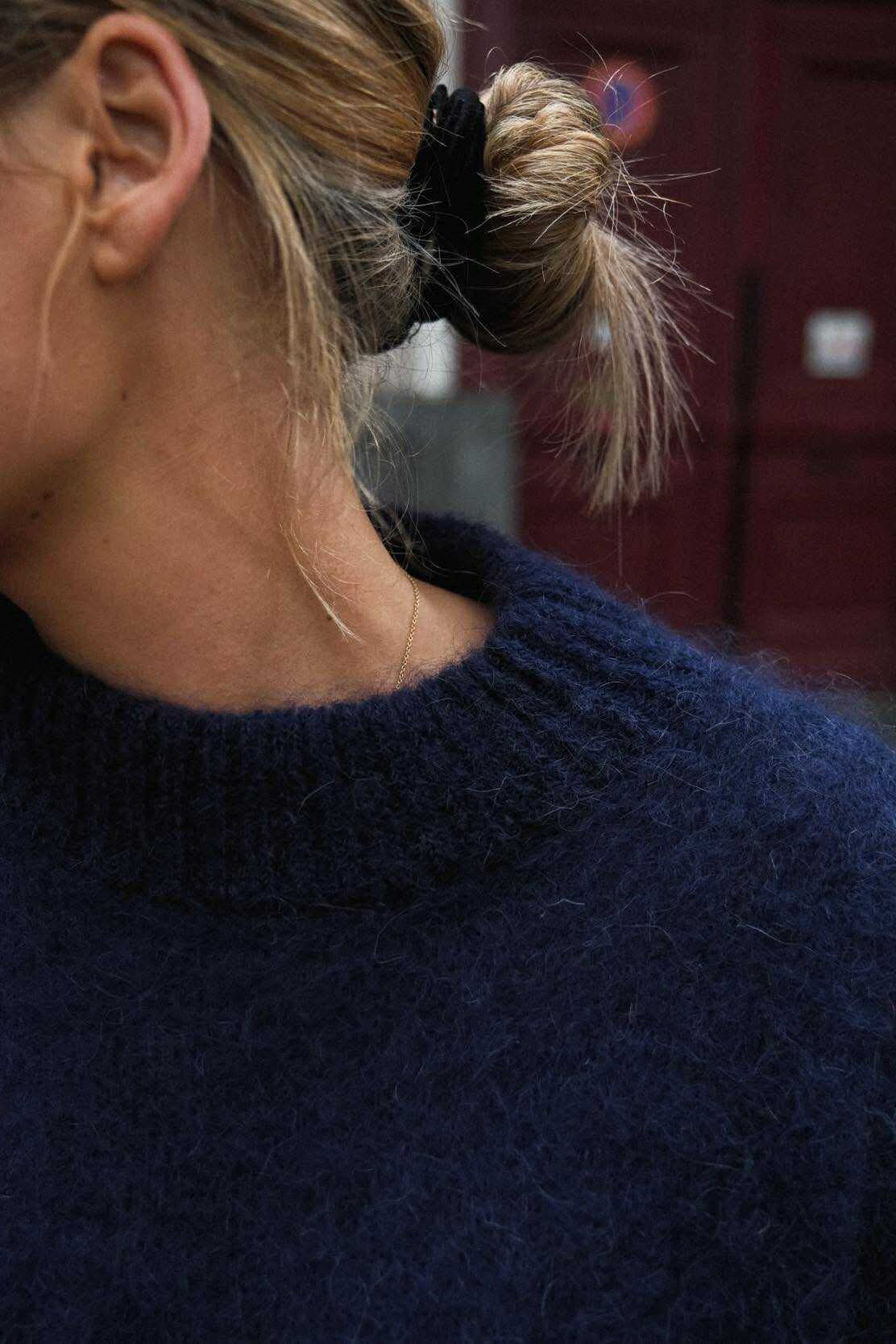 ERIC navy sweater
