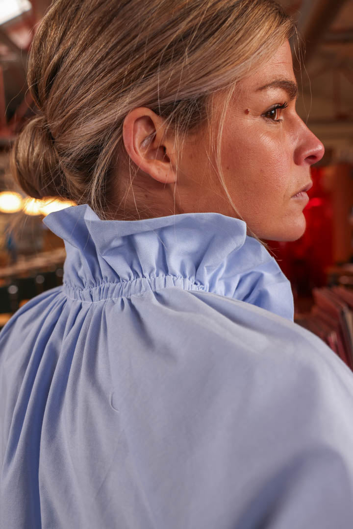 ISAURE sky blue blouse