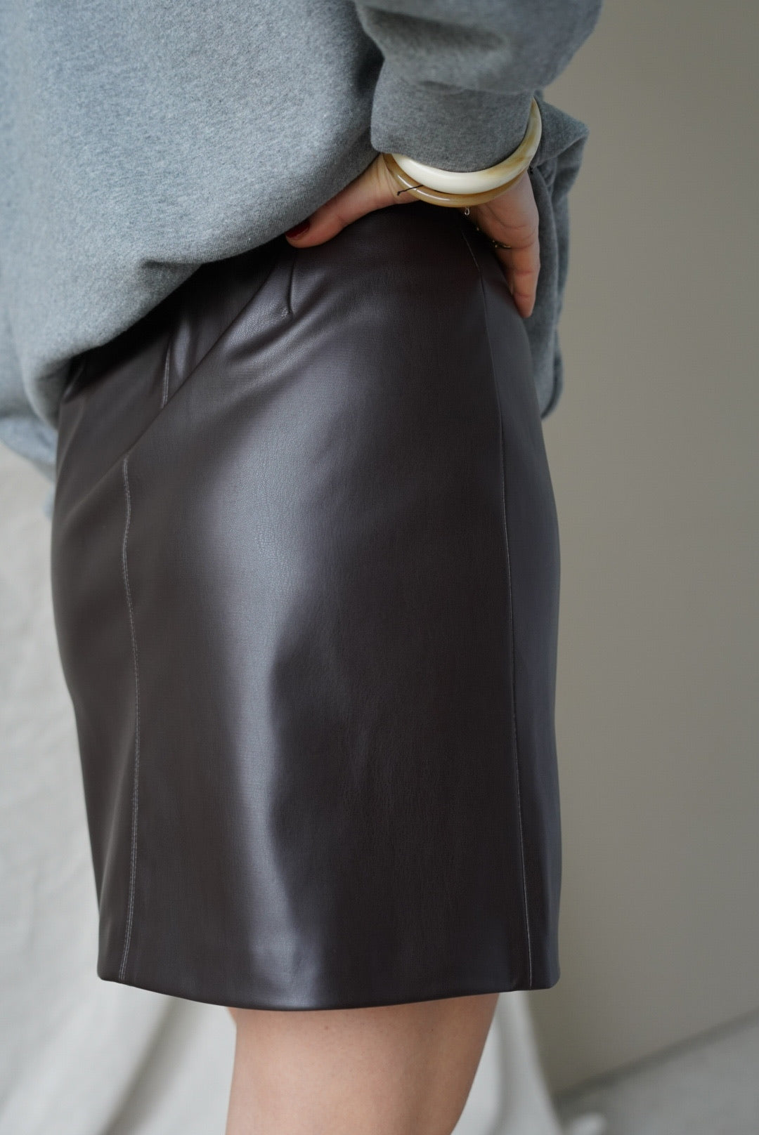 AMBRE chocolate faux leather skirt