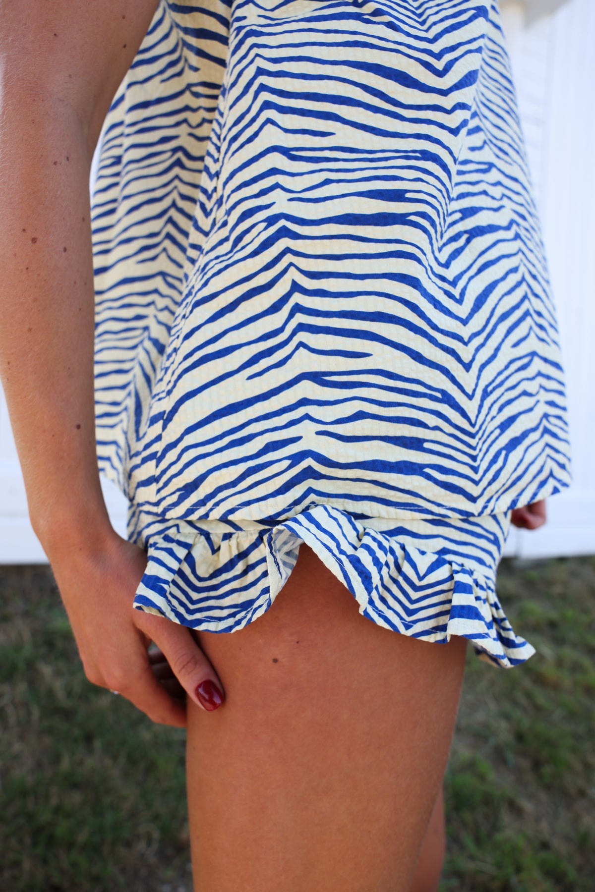 Short volant BIANCA tigre jaune/bleu