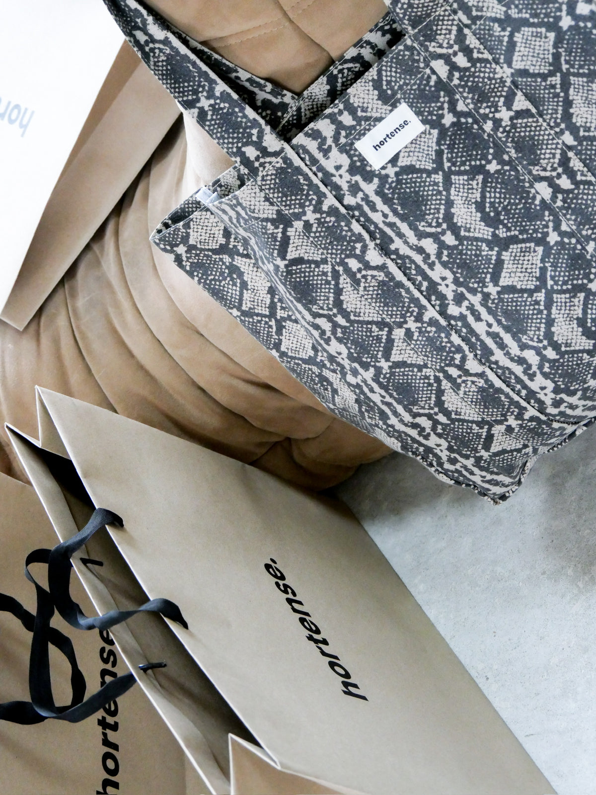 HORTENSE python-print tote bag