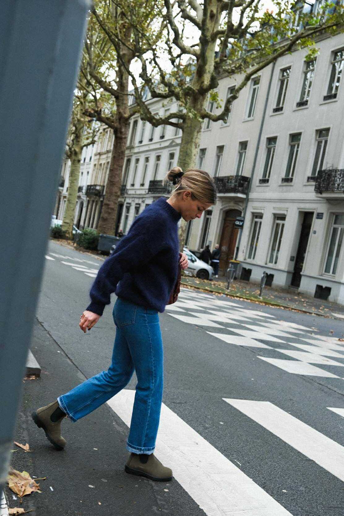 ERIC navy sweater