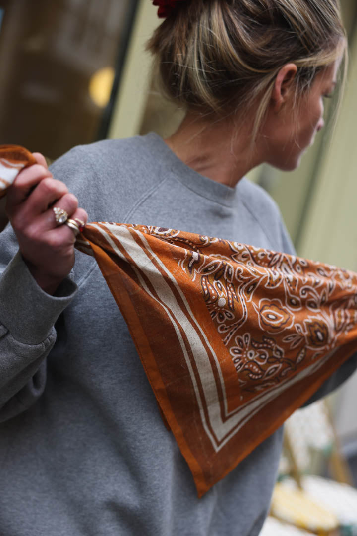 TOM orange print scarf