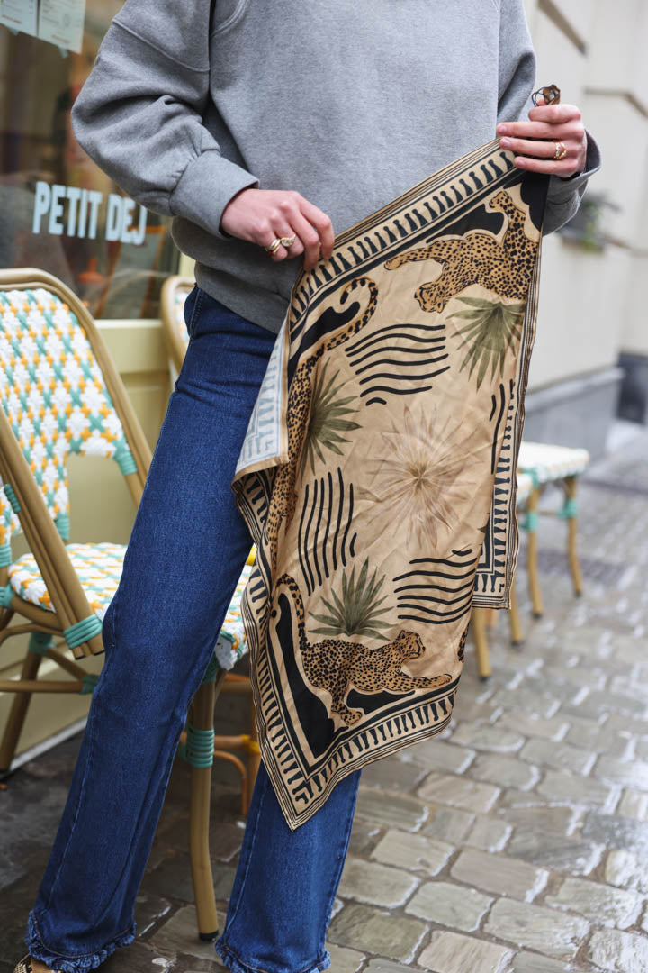 GEORGIA beige print scarf