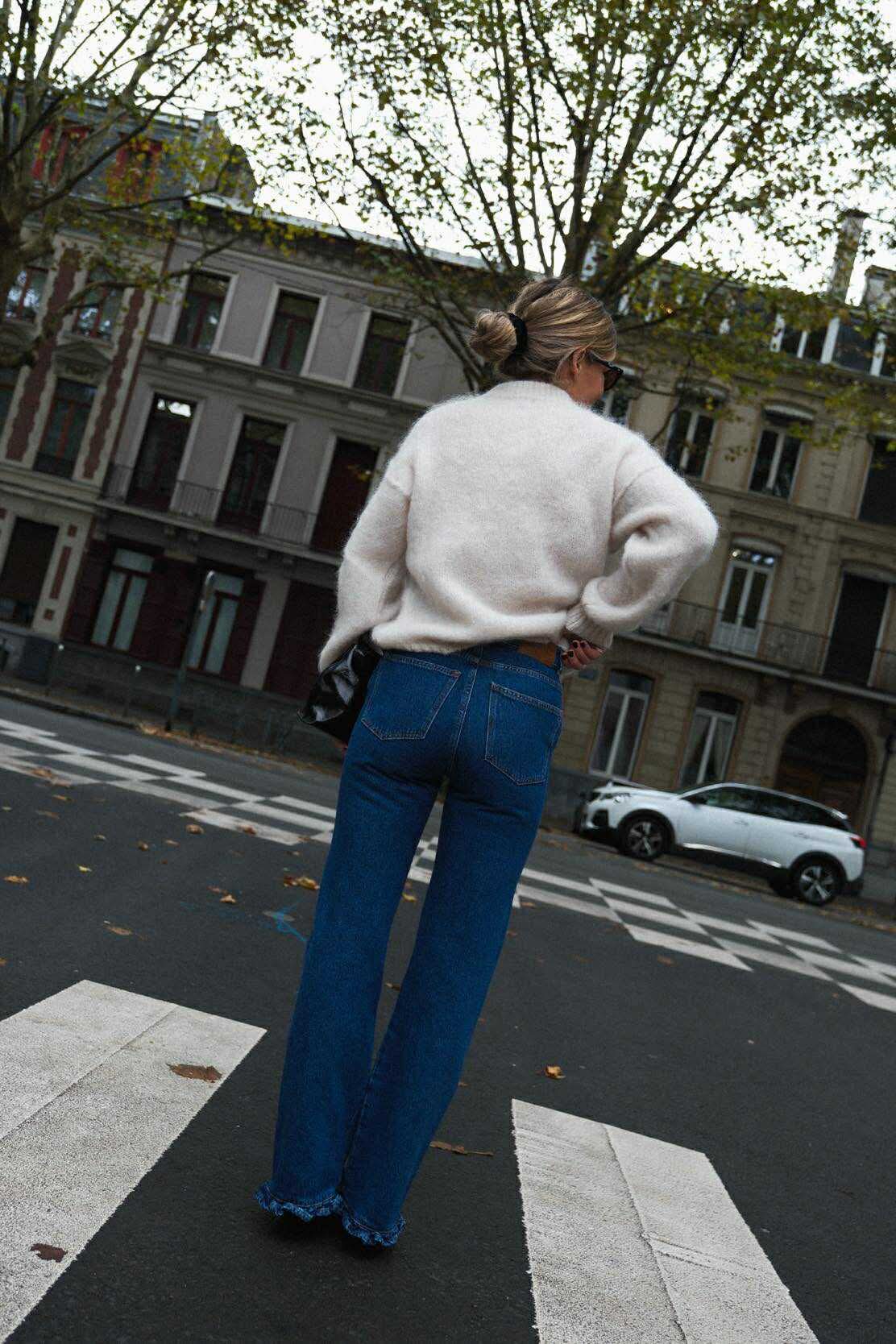 ERIC off-white sweater