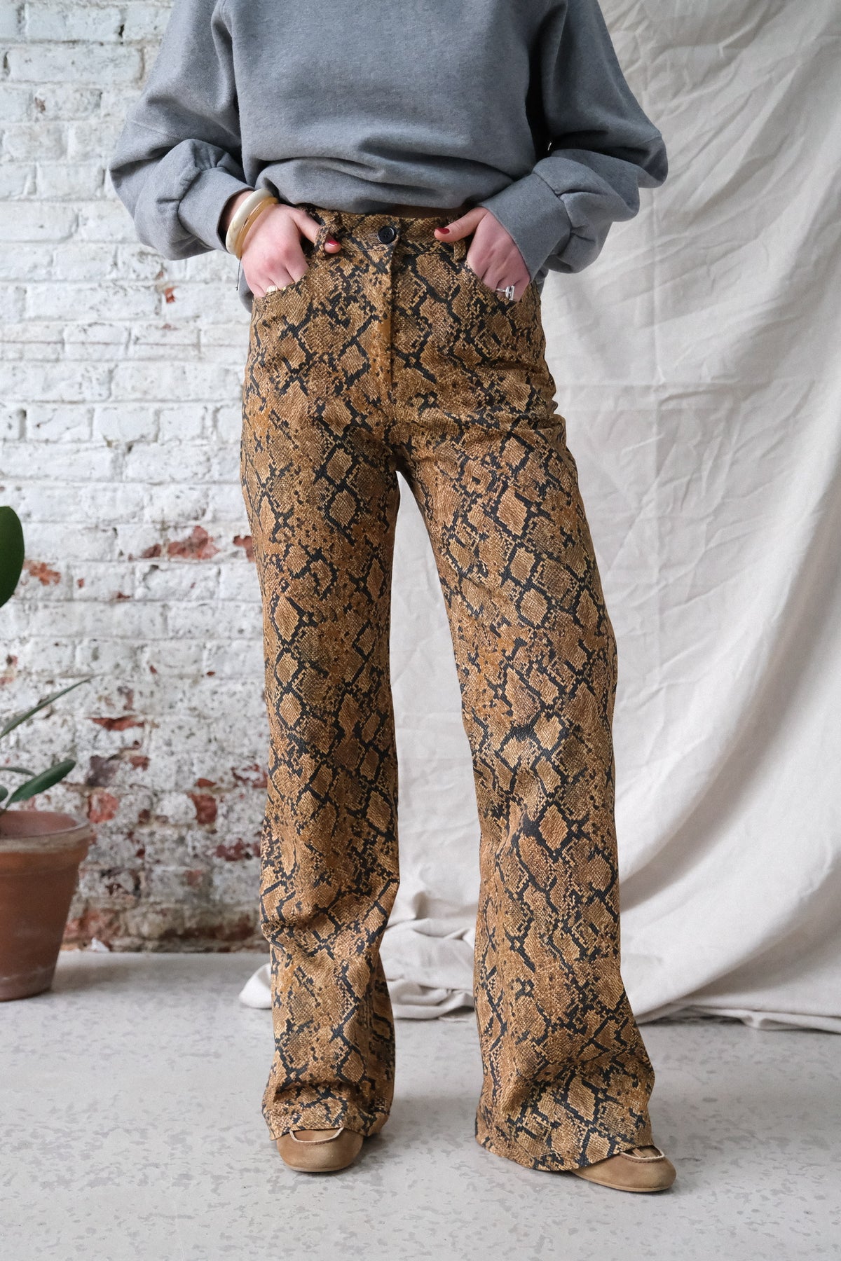 VICTOR python print trousers